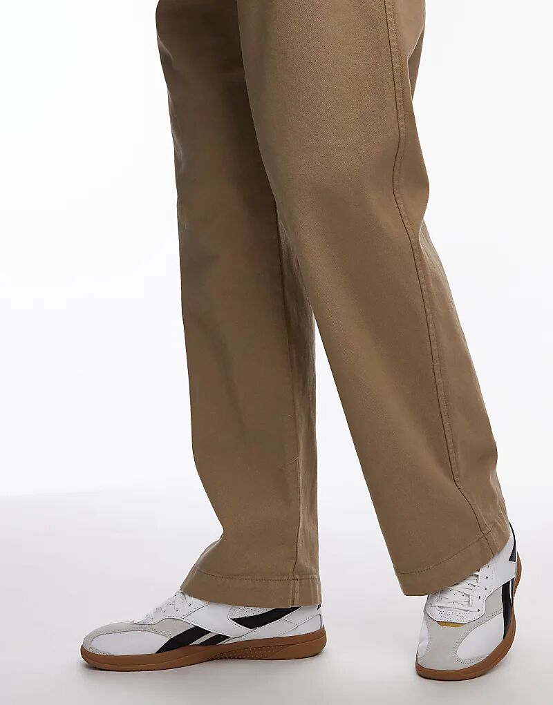 Кроссовки Hammer Street в белом и черном цвете Reebok
Кроссовки Hammer Street в белом и черном цвете Reebok