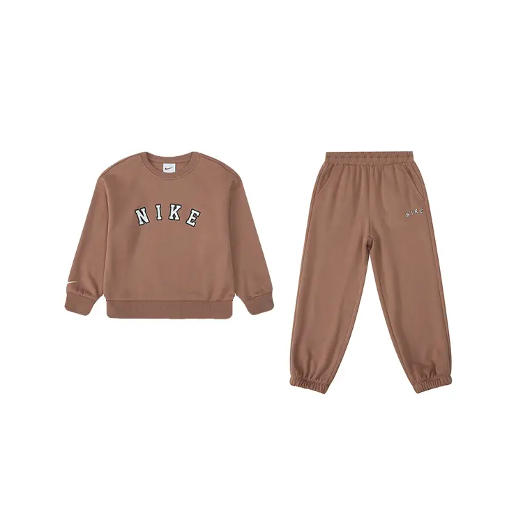 Детский спортивный комплект Casual Sportswear 2 Piece Set Nike, желтый
Детский спортивный комплект Casual Sportswear 2 Piece Set Nike, желтый