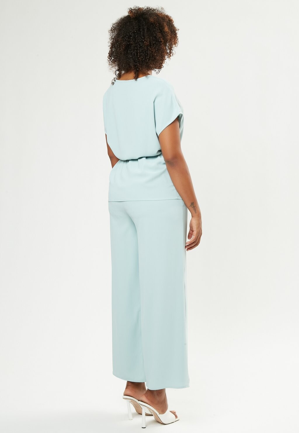 Блуза WAIST TIE UP Maison Form'elle, мята
Блуза WAIST TIE UP Maison Form'elle, мята