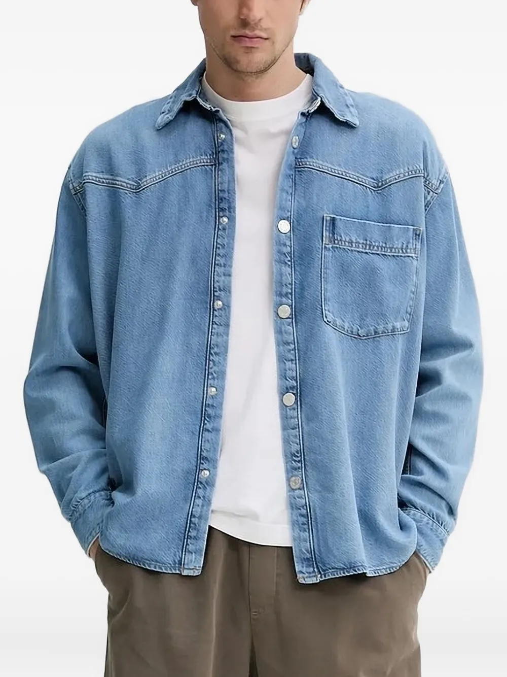 Джинсовая рубашка с накладными карманами Won Hundred, синий
Джинсовая рубашка с накладными карманами Won Hundred, синий