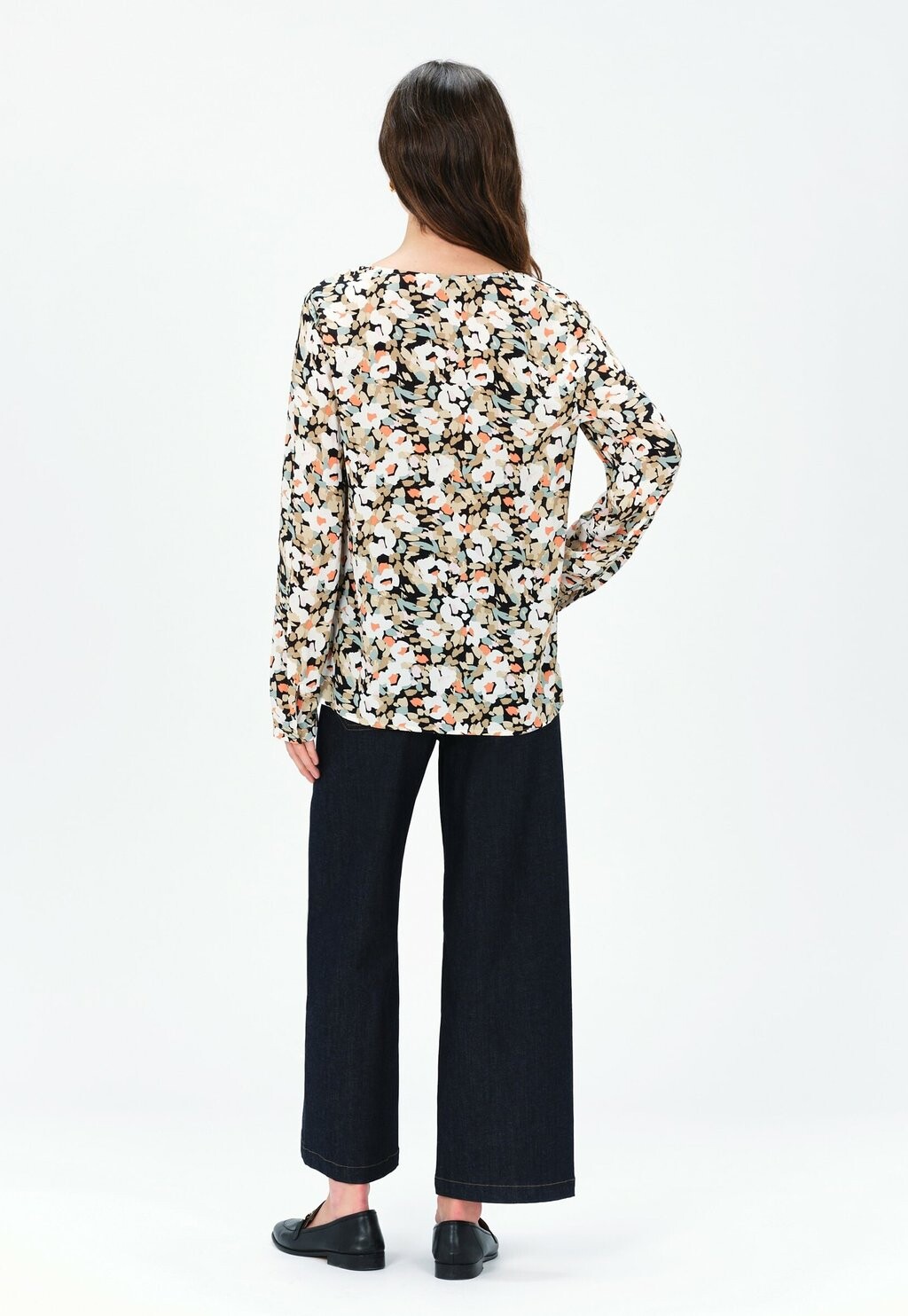 Блуза FRENCH BRAND FASHION ELEGANT MODERN CHRISTY Caroll, бежевый
Блуза FRENCH BRAND FASHION ELEGANT MODERN CHRISTY Caroll, бежевый