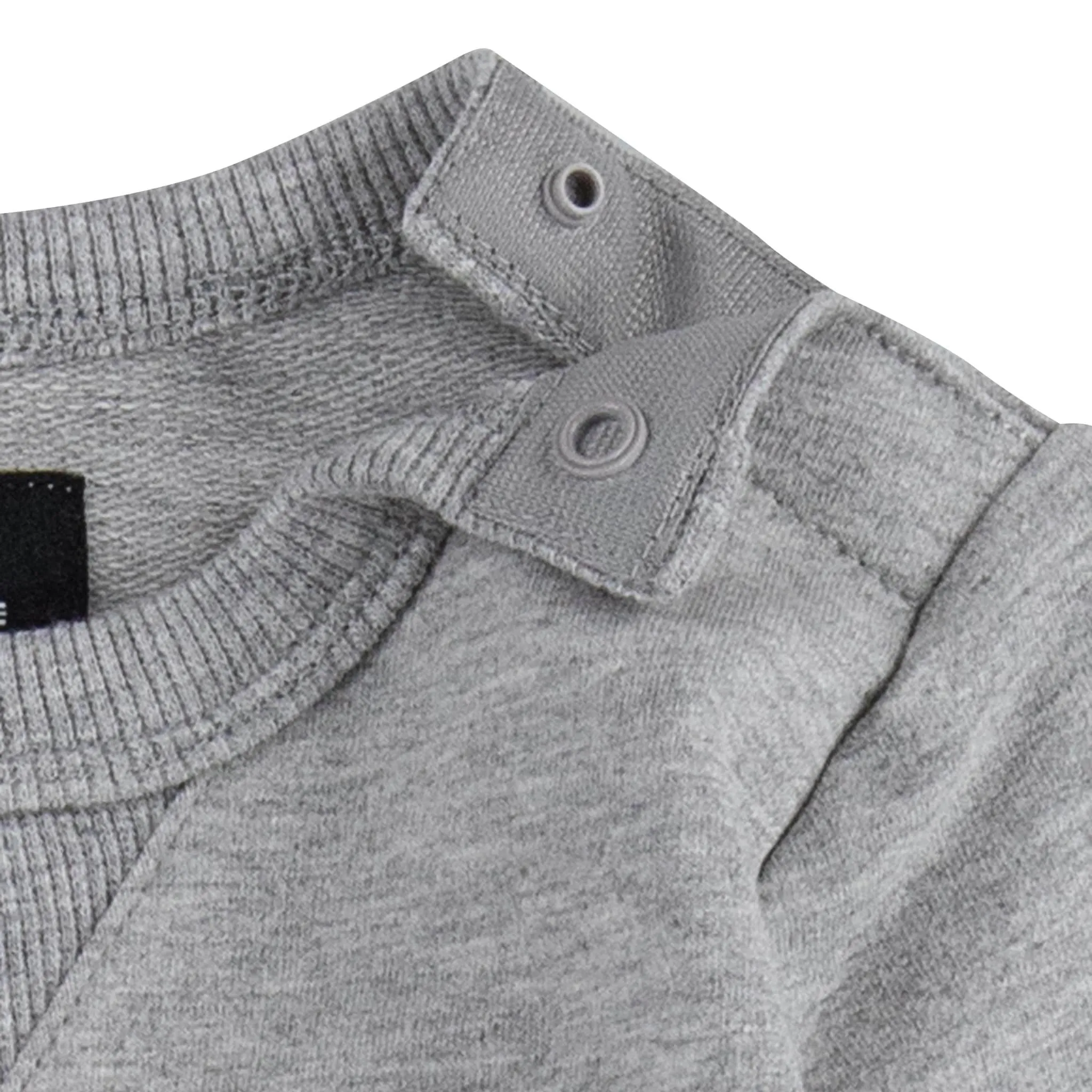 Комбинезон-конверс "LIL CHUCK COVERALL W/ SOCK BOOTIE S" (комплект) Converse, серый
Комбинезон-конверс "LIL CHUCK COVERALL W/ SOCK BOOTIE S" (комплект) Converse, серый