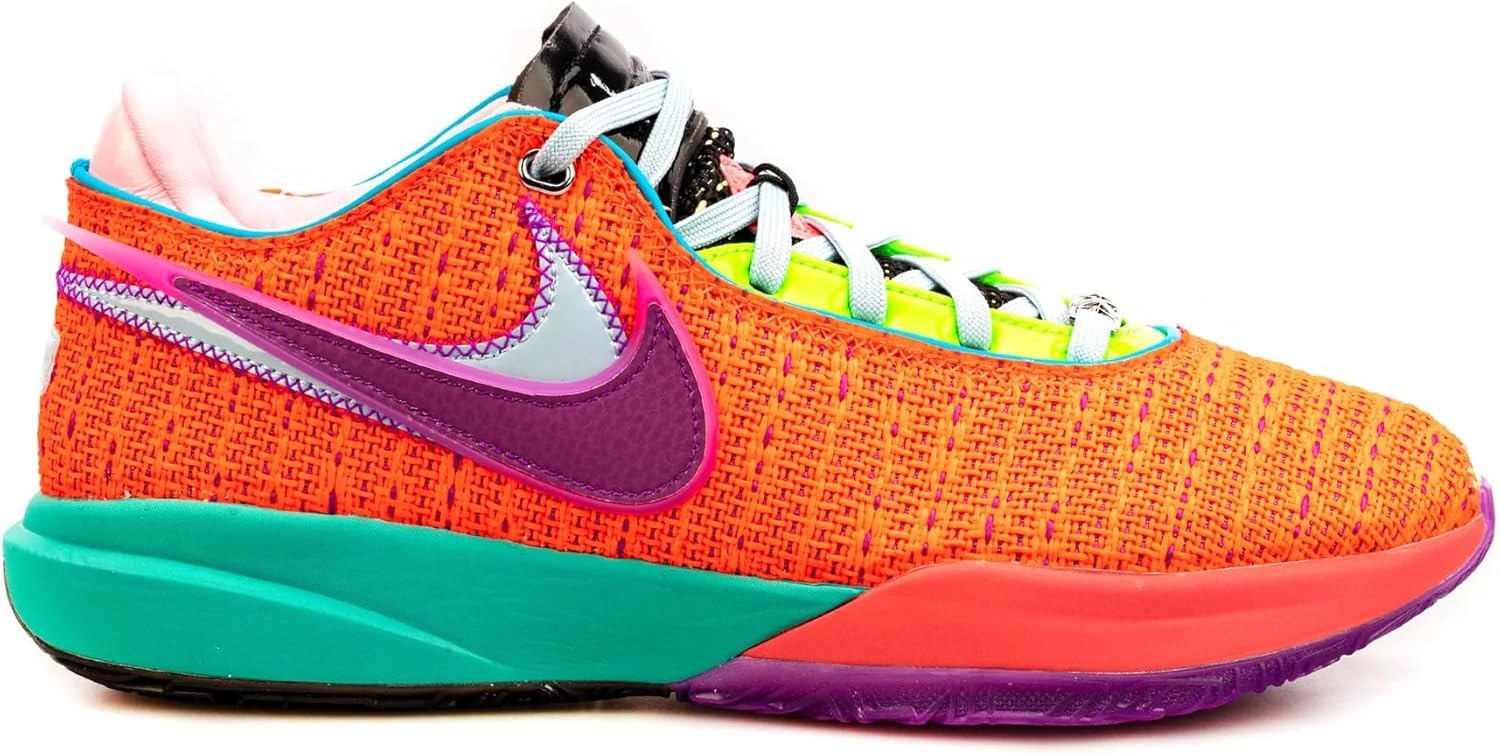 Женские баскетбольные кроссовки Nike, оранжевый
Женские баскетбольные кроссовки Nike, оранжевый