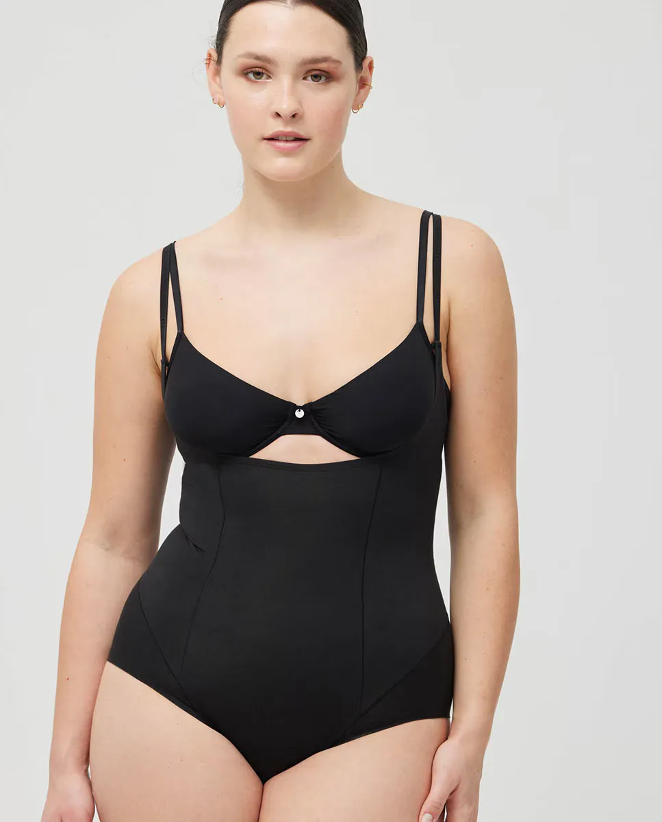 Боди из хлопка для уменьшения объема Ysabel Mora, черный
Боди из хлопка для уменьшения объема Ysabel Mora, черный