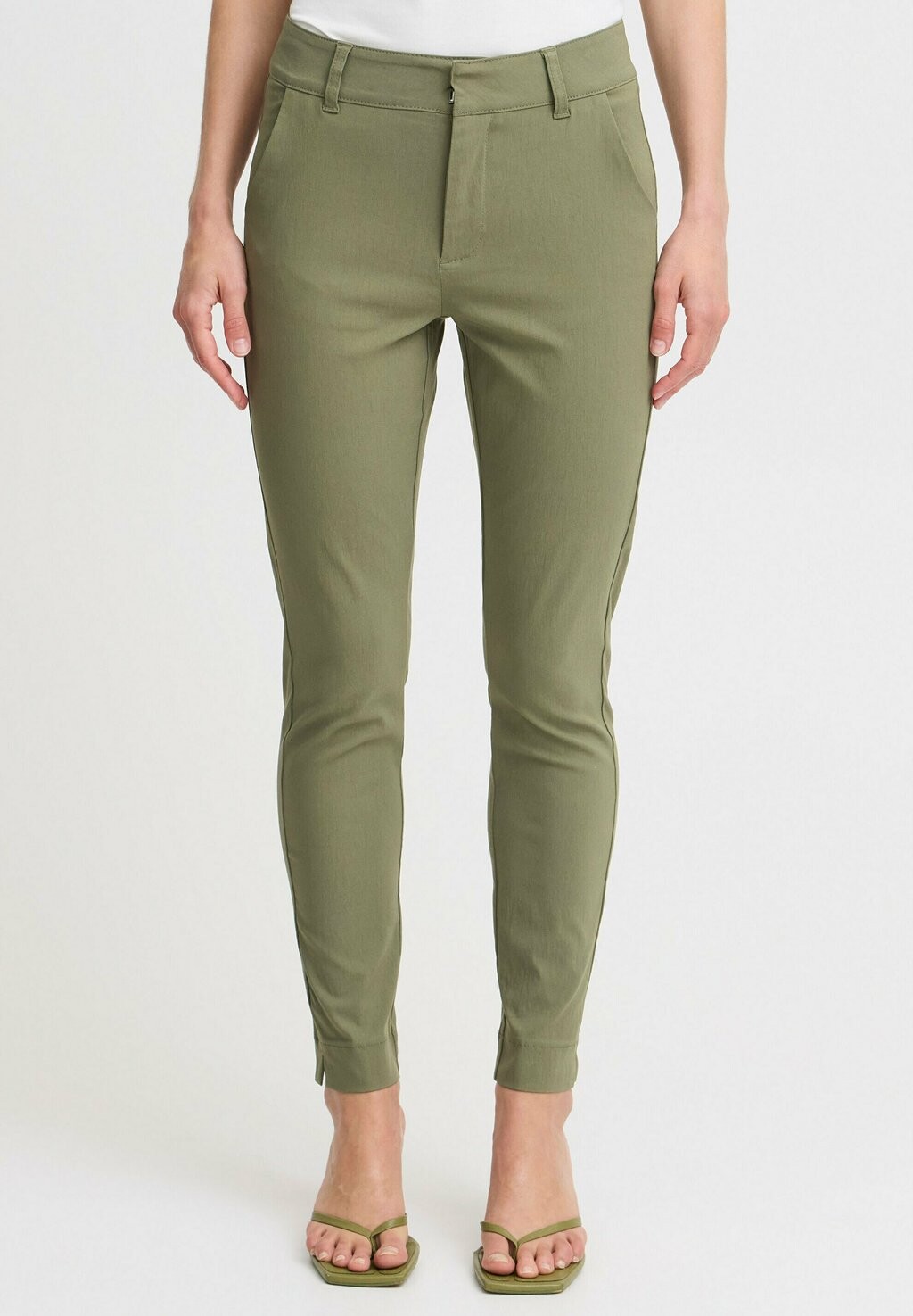 Чино DIXI b.young, цвет Four Leaf Clover
Чино DIXI b.young, цвет Four Leaf Clover