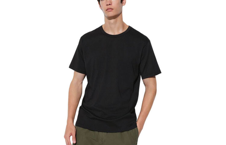 UNIQLO Мужская футболка, цвет Black
UNIQLO Мужская футболка, цвет Black