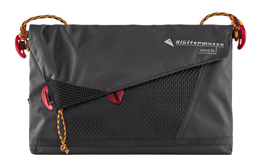 Klattermusen Трехлитровая сумка через плечо кроссбоди рюкзак для активного отдыха из переработанного полиамида вороново-черный унисекс, Raven Black
Klattermusen Трехлитровая сумка через плечо кроссбоди рюкзак для активного отдыха из переработанного полиамида вороново-черный унисекс, Raven Black
