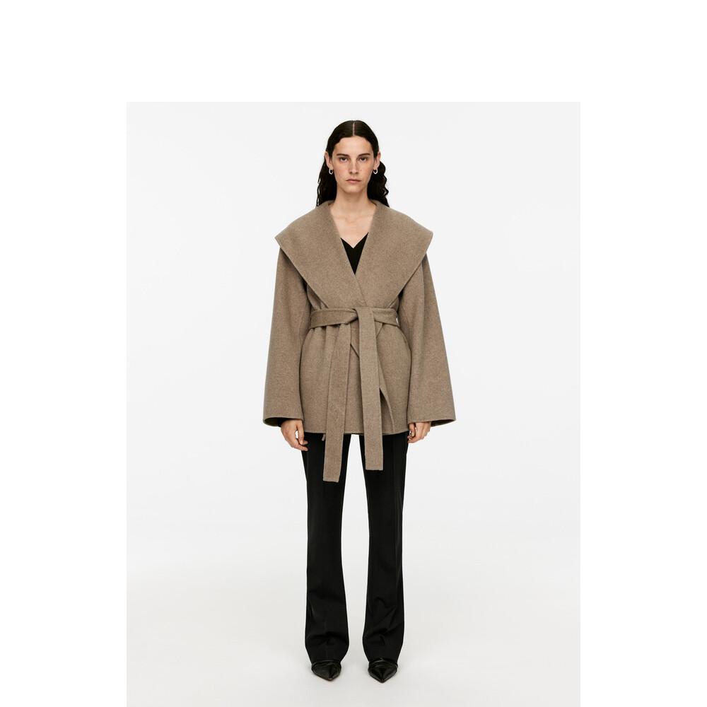 Куртка женская Arket с запахом, коричневый
Куртка женская Arket с запахом, коричневый