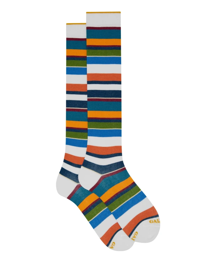 Длинные белые хлопчатобумажные носки для мужчин в разноцветную полоску Gallo, мультиколор
Длинные белые хлопчатобумажные носки для мужчин в разноцветную полоску Gallo, мультиколор