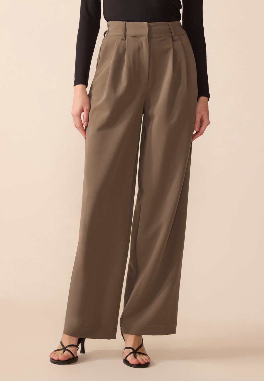 Брюки Anna Field Trousers, Taupe
Брюки Anna Field Trousers, Taupe