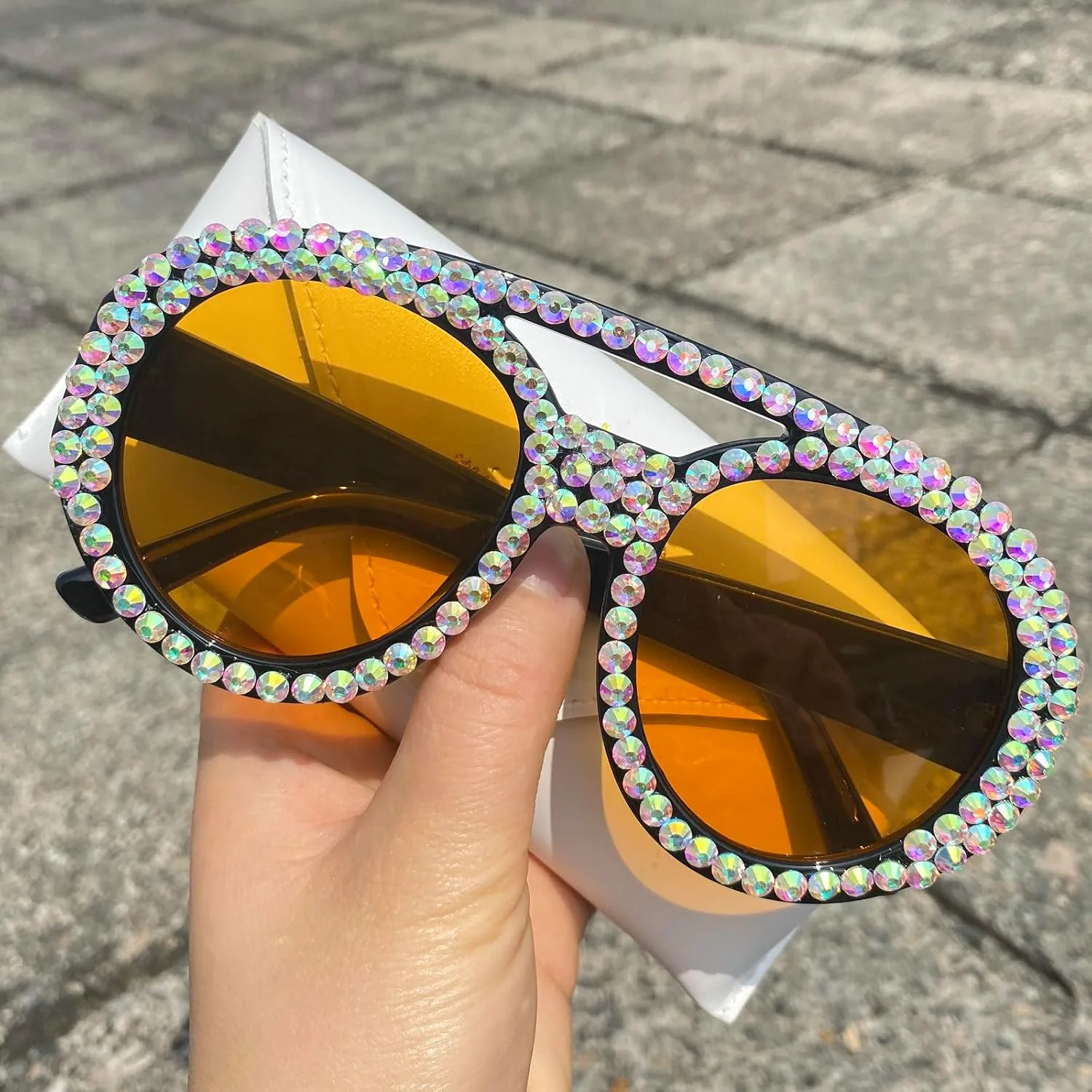 Модные солнцезащитные очки-пилот для женщин с бриллиантами и стразами, мужские солнцезащитные очки в овальной толстой оправе с двойной перемычкой mincl, Yellow
Модные солнцезащитные очки-пилот для женщин с бриллиантами и стразами, мужские солнцезащитные очки в овальной толстой оправе с двойной перемычкой mincl, Yellow