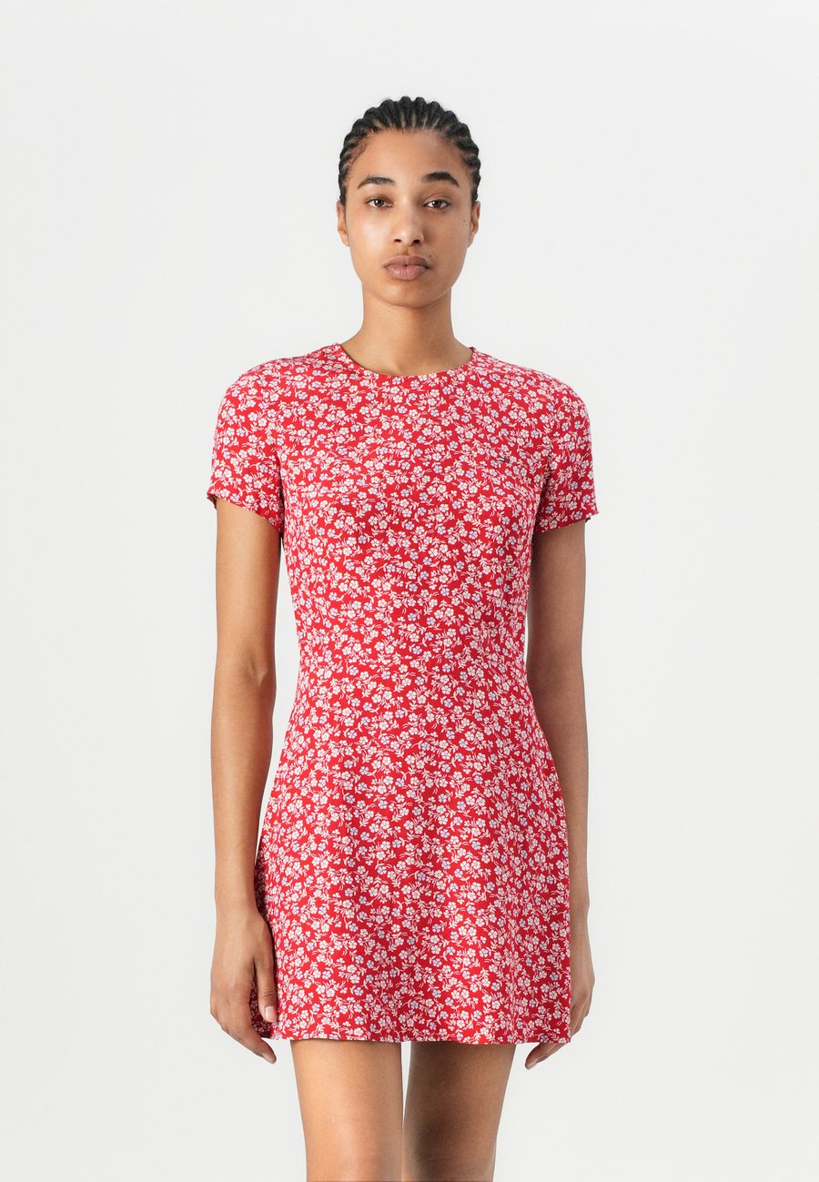 Платье Tommy Jeans MINI DRESS, Red
Платье Tommy Jeans MINI DRESS, Red