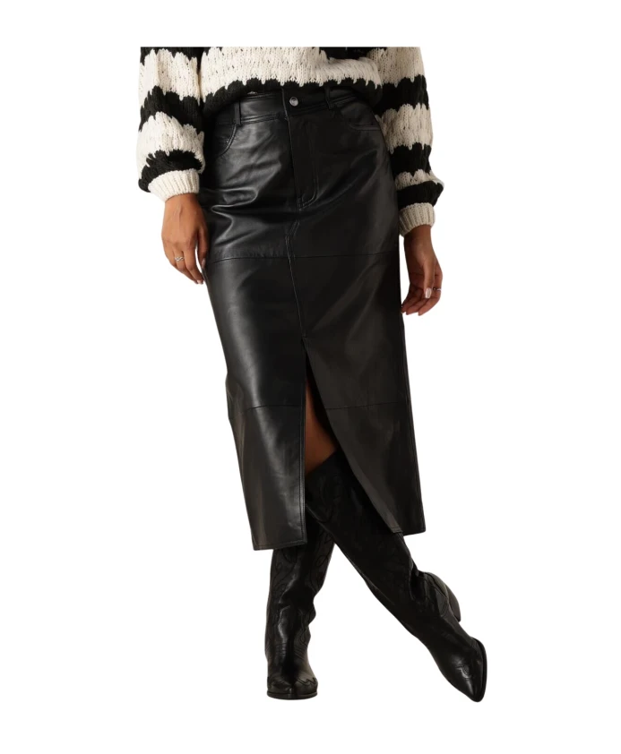 Элегантная длинная кожаная юбка Y.A.S, черный
Элегантная длинная кожаная юбка Y.A.S, черный