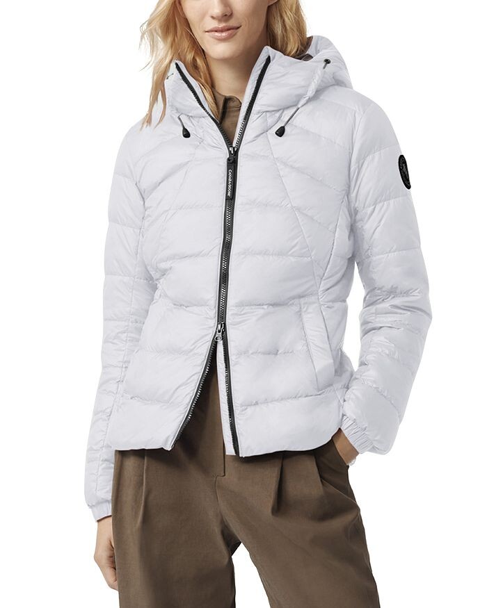 Пуховик Canada Goose Abbott, белый
Пуховик Canada Goose Abbott, белый