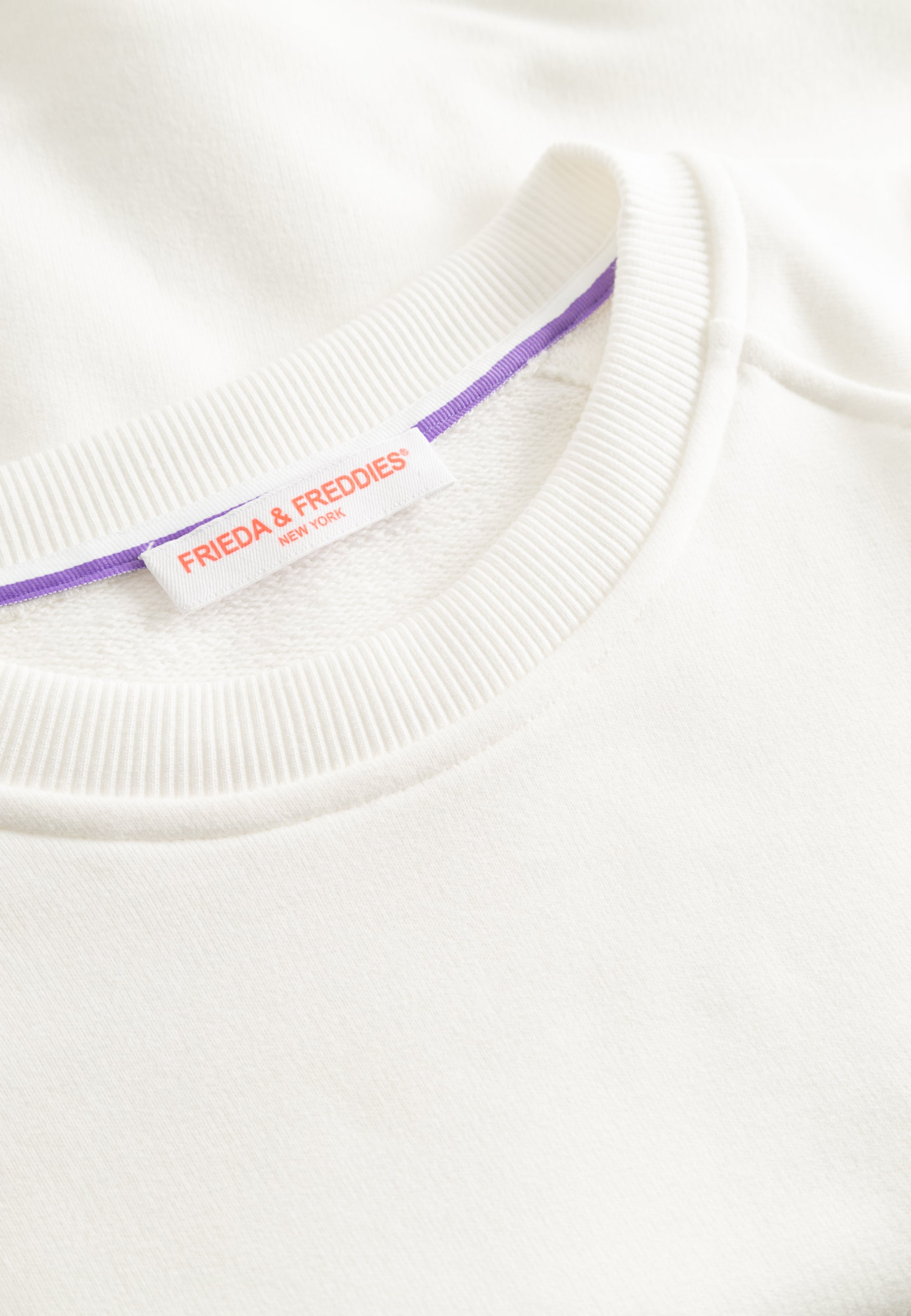 Frieda & Freddies NY Свитшот в цвете айвори, Красный, Frieda & Freddies NY Свитшот в цвете айвори
Frieda & Freddies NY Свитшот в цвете айвори, Красный, Frieda & Freddies NY Свитшот в цвете айвори