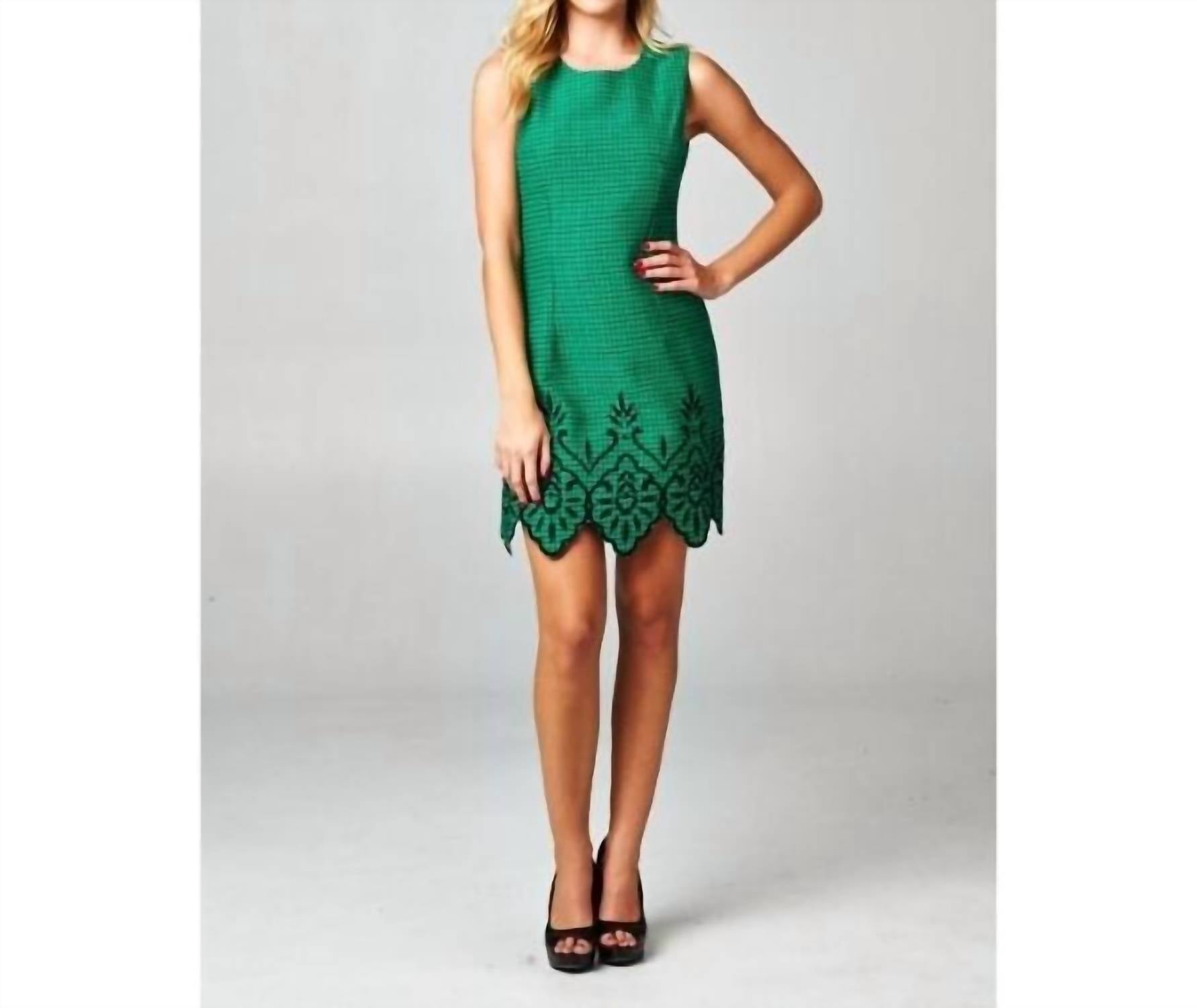 Платье Karrie зеленого цвета ESLEY COLLECTION
Платье Karrie зеленого цвета ESLEY COLLECTION