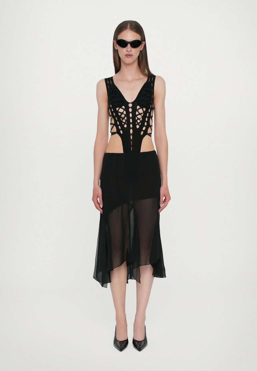 Топ Sinéad O'Dwyer SHIBARI OPEN SIDE LEOTARD, Black
Топ Sinéad O'Dwyer SHIBARI OPEN SIDE LEOTARD, Black