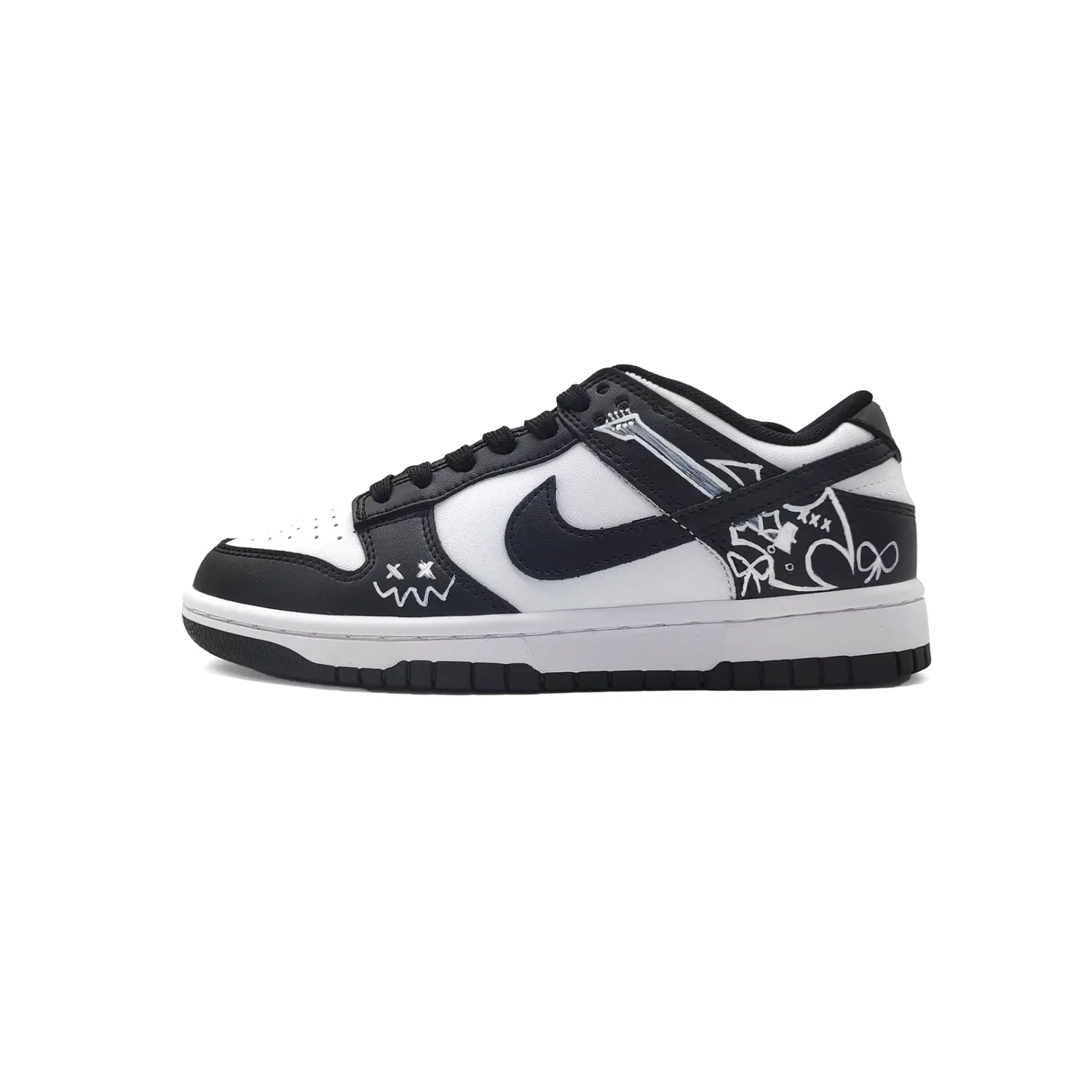 Nike Кроссовки Dunk Strange Strings Slip Resistant Cushioning Lightweight Cushioning Low top Skateboard Shoes Black Kids'
Nike Кроссовки Dunk Strange Strings Slip Resistant Cushioning Lightweight Cushioning Low top Skateboard Shoes Black Kids'