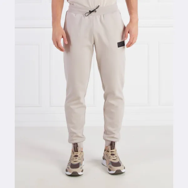 Спортивные брюки стандартного кроя Ea7, бежевый
Спортивные брюки стандартного кроя Ea7, бежевый