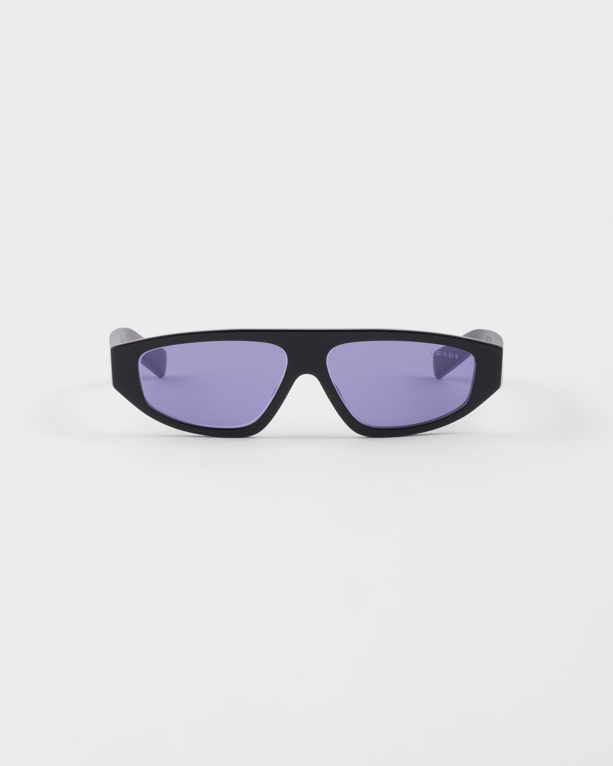 Солнцезащитные очки из коллекции Prada Eyewear, фиолетовый
Солнцезащитные очки из коллекции Prada Eyewear, фиолетовый