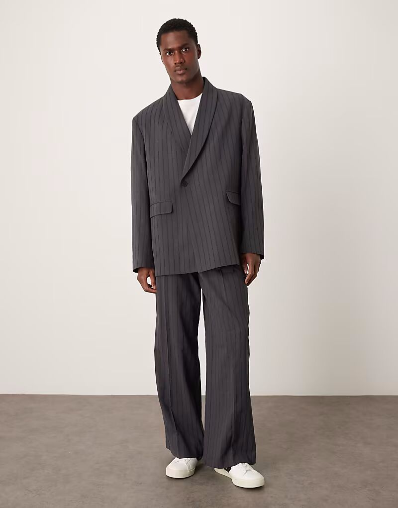 Свободные брюки черного цвета Asos Design
Свободные брюки черного цвета Asos Design