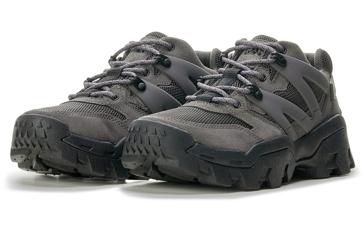 Кроссовки унисекс с низким верхом серые Cat
Кроссовки унисекс с низким верхом серые Cat