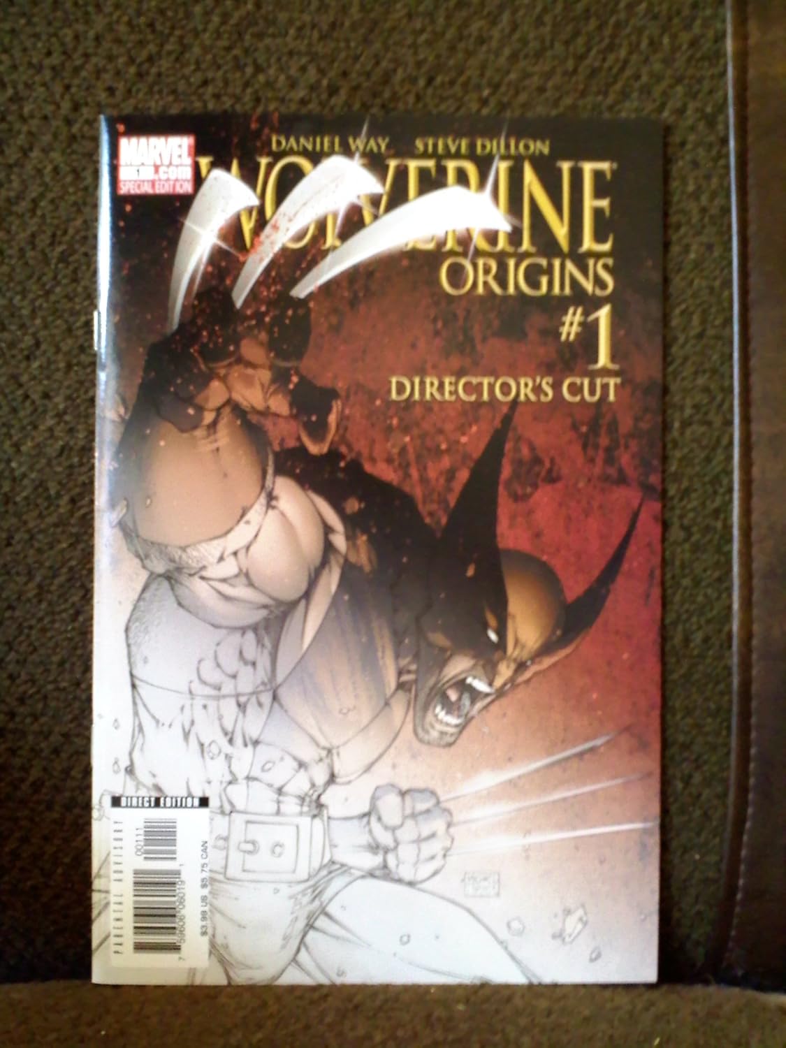 Wolverine Origins #1 / Director's Cut Special Edition (Marvel Comics)
Wolverine Origins #1 / Director's Cut Special Edition (Marvel Comics)