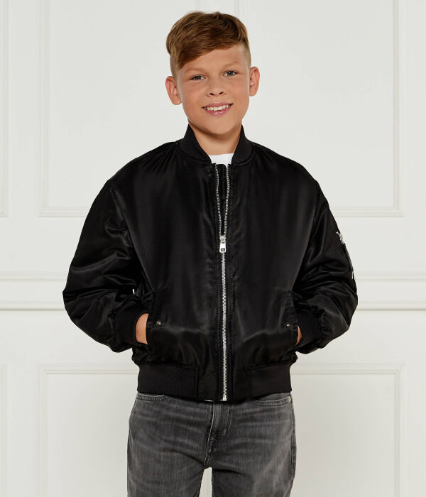 Куртка-Бомбер Regular fit Calvin Klein Jeans, черный
Куртка-Бомбер Regular fit Calvin Klein Jeans, черный