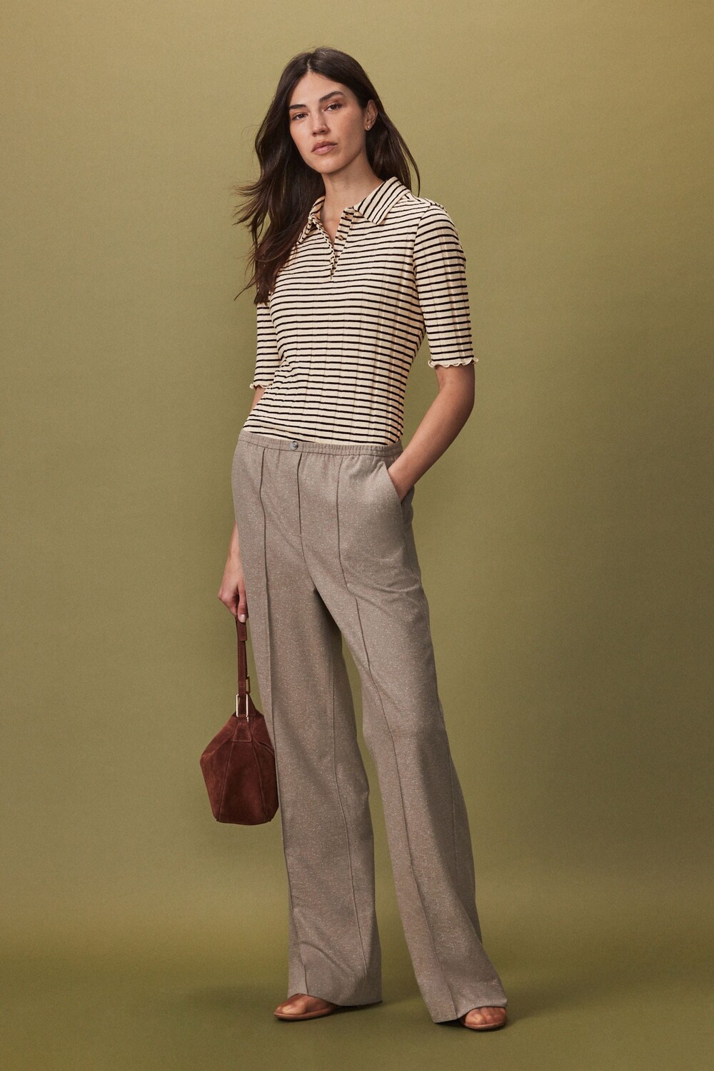 Широкие брюки с эластичной талией и начесом Next, бежевый
Широкие брюки с эластичной талией и начесом Next, бежевый