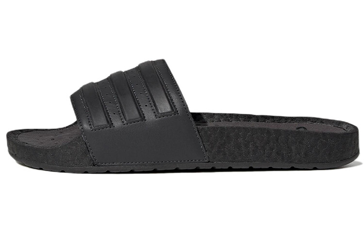 Шлепанцы и сланцы Adidas Adilette Boost Carbon
Шлепанцы и сланцы Adidas Adilette Boost Carbon