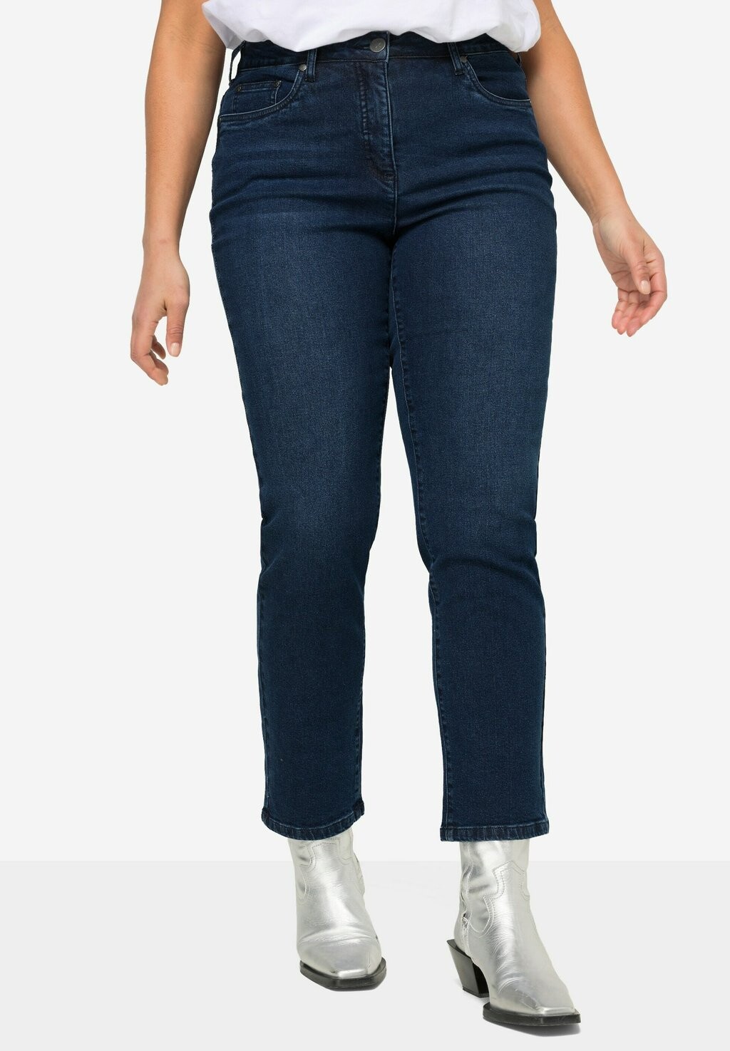 Джинсы Bootcut SHAPING BEA STRETCHKOMFORT 5-POCKET Angel of Style, темно-синий
Джинсы Bootcut SHAPING BEA STRETCHKOMFORT 5-POCKET Angel of Style, темно-синий