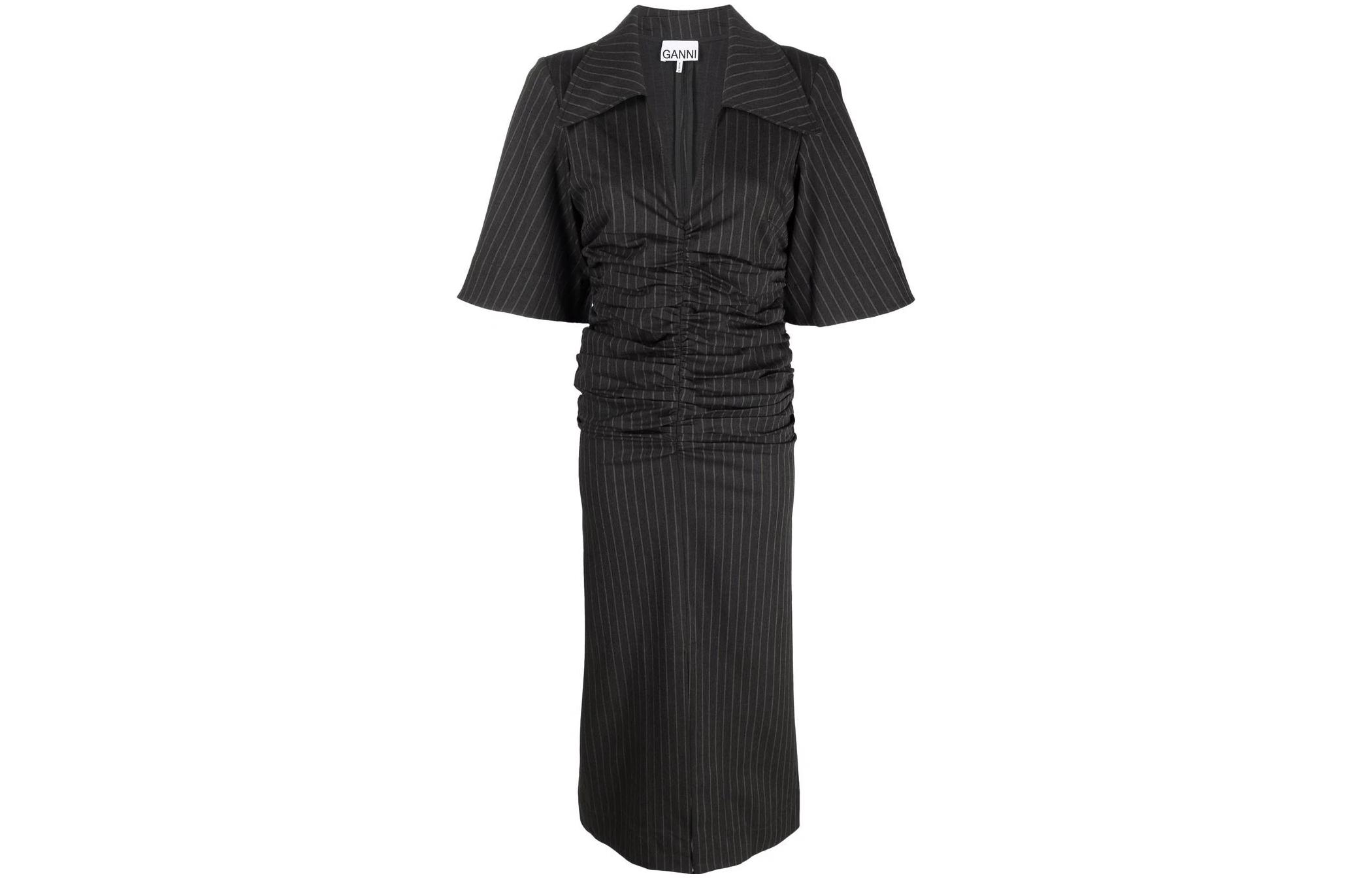 Футболка с коротким рукавом женская черная GANNI
Футболка с коротким рукавом женская черная GANNI