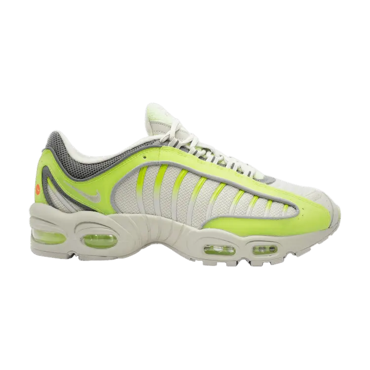 Кроссовки Nike Air Max Tailwind 4 'Volt', белый
Кроссовки Nike Air Max Tailwind 4 'Volt', белый