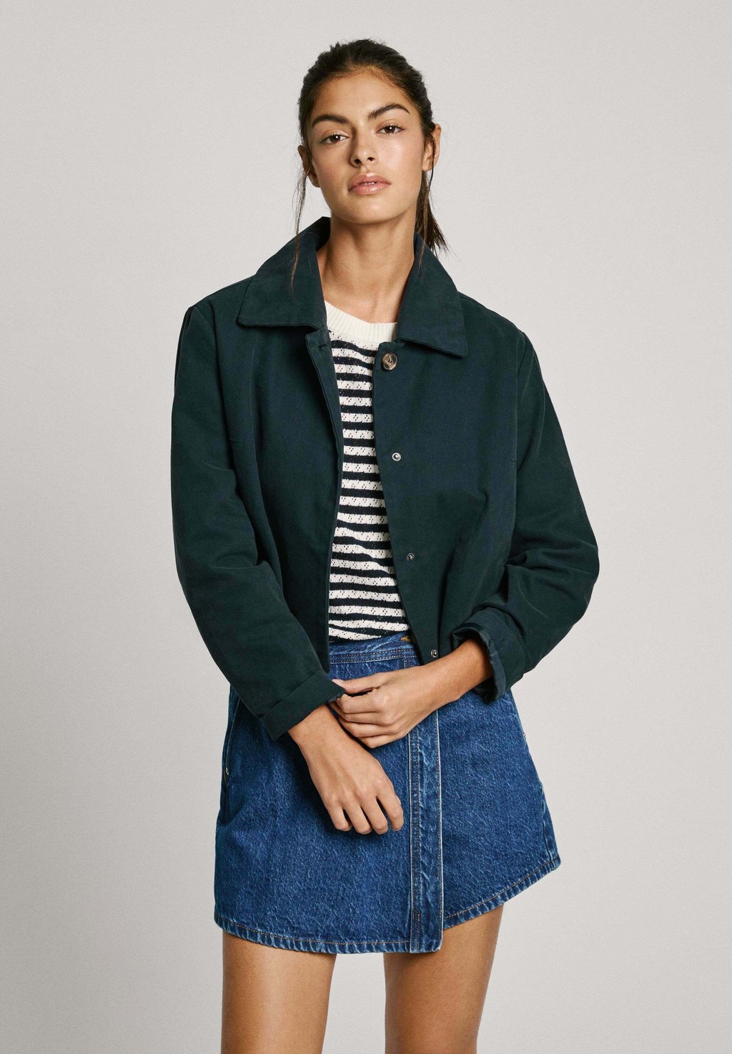 Легкая куртка Pepe Jeans, темно-синий 
Легкая куртка Pepe Jeans, темно-синий