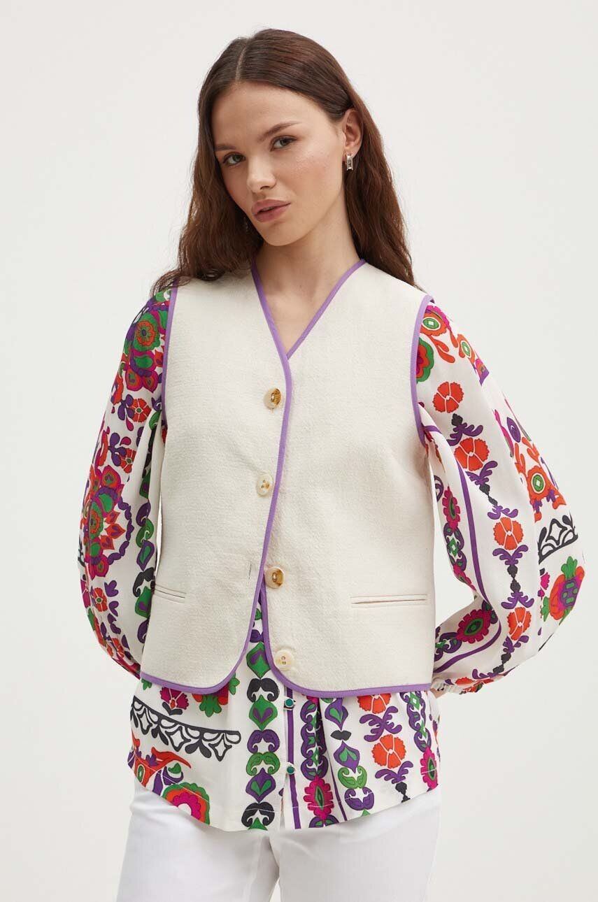 ГАЛАКТИЧЕСКИЙ жилет La Petite Française, бежевый
ГАЛАКТИЧЕСКИЙ жилет La Petite Française, бежевый