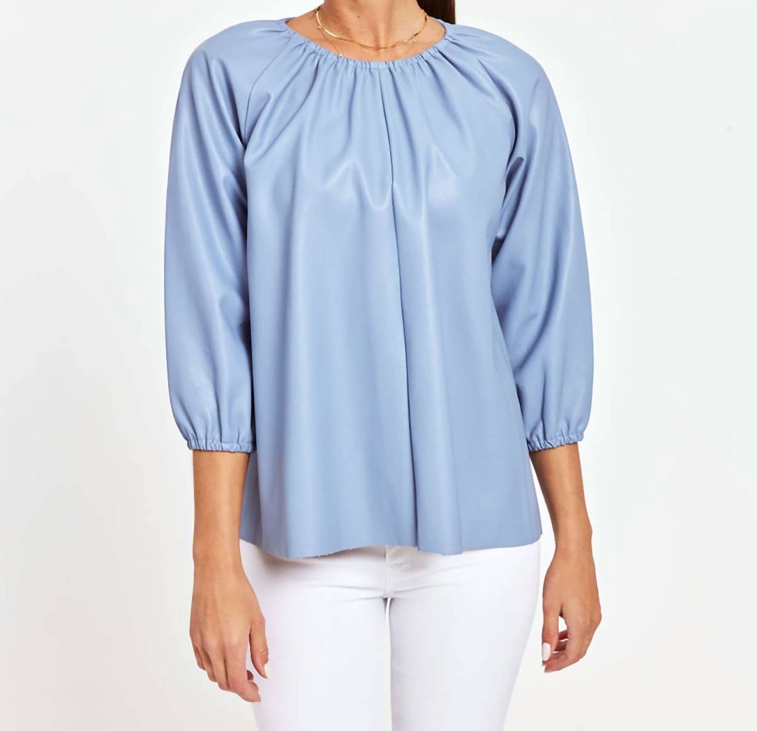 Топ Blakely из искусственной кожи с рукавами-фонариками в цвете French Blue DOLCE CABO
Топ Blakely из искусственной кожи с рукавами-фонариками в цвете French Blue DOLCE CABO