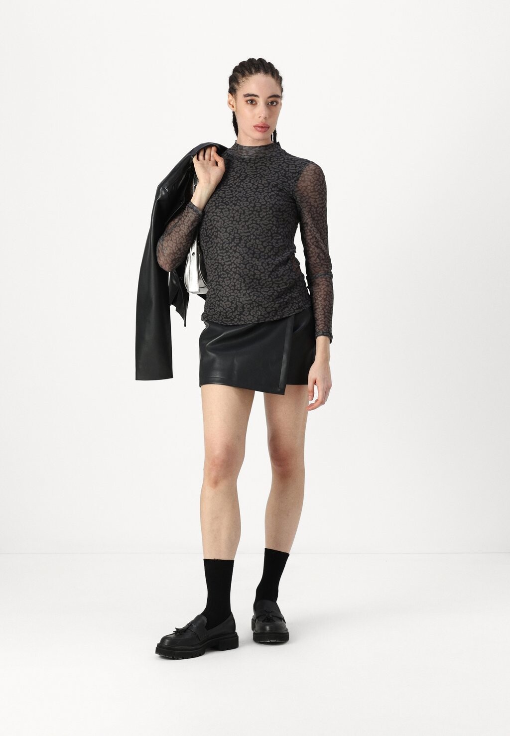 Топ с длинными рукавами ONLERICA LIFE ONLY, черный
Топ с длинными рукавами ONLERICA LIFE ONLY, черный