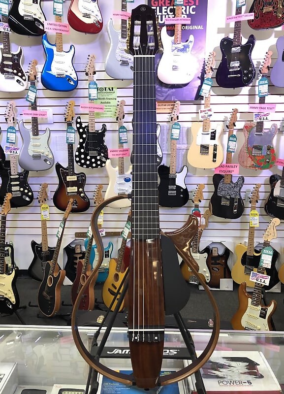 Акустическая гитара Yamaha SLG200NW Classical Style Silent Guitar with Gig Bag
Акустическая гитара Yamaha SLG200NW Classical Style Silent Guitar with Gig Bag