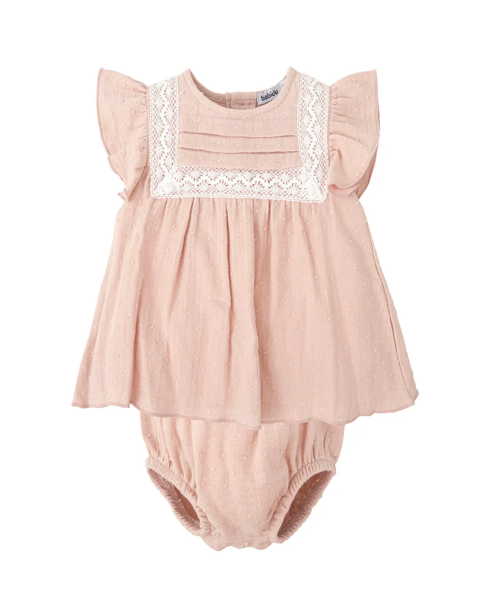 Розовый детский комбинезон для девочки с подходящими трусиками BABIDÚ
Розовый детский комбинезон для девочки с подходящими трусиками BABIDÚ