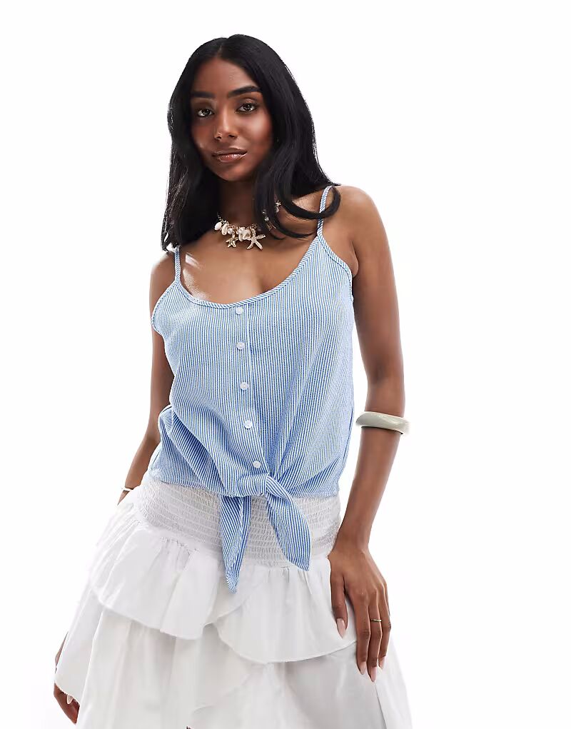 Укороченный топ ONLY с узлом спереди в белую и синюю полоску
Укороченный топ ONLY с узлом спереди в белую и синюю полоску