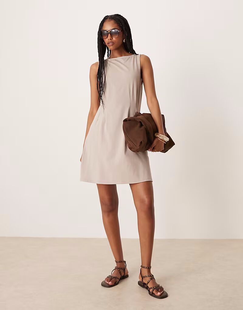 Мини-платье без рукавов с декоративными швами ASOS DESIGN в грибном цвете
Мини-платье без рукавов с декоративными швами ASOS DESIGN в грибном цвете