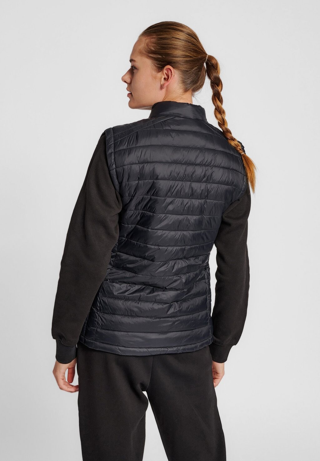 Жилет HMLRED Hummel, черный деним
Жилет HMLRED Hummel, черный деним