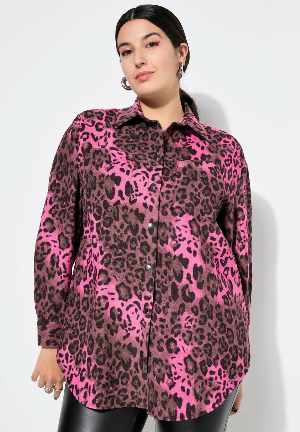 Блузка на пуговицах Studio Untold, розовый
Блузка на пуговицах Studio Untold, розовый