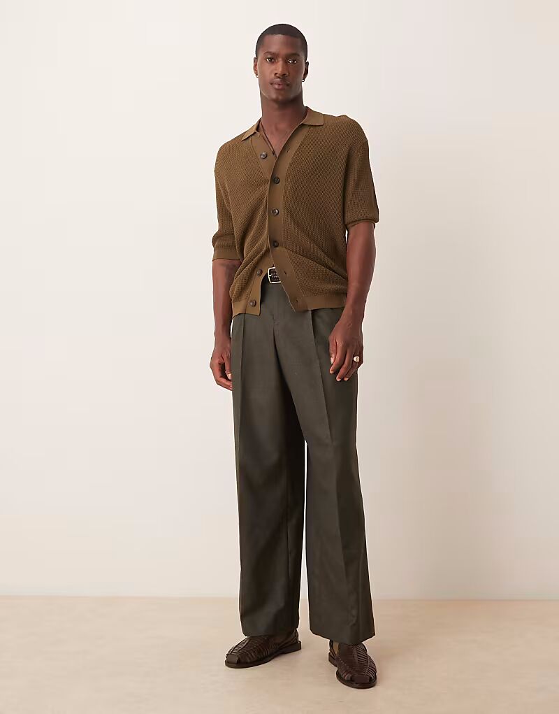 Элегантные брюки свободного кроя ASOS DESIGN со складками спереди из ткани с начесом угольного цвета с
Элегантные брюки свободного кроя ASOS DESIGN со складками спереди из ткани с начесом угольного цвета с