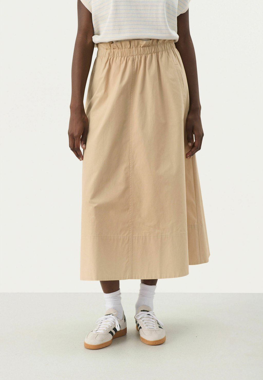 Юбка А-силуэта NANASOFIE Part Two, бежевый
Юбка А-силуэта NANASOFIE Part Two, бежевый
