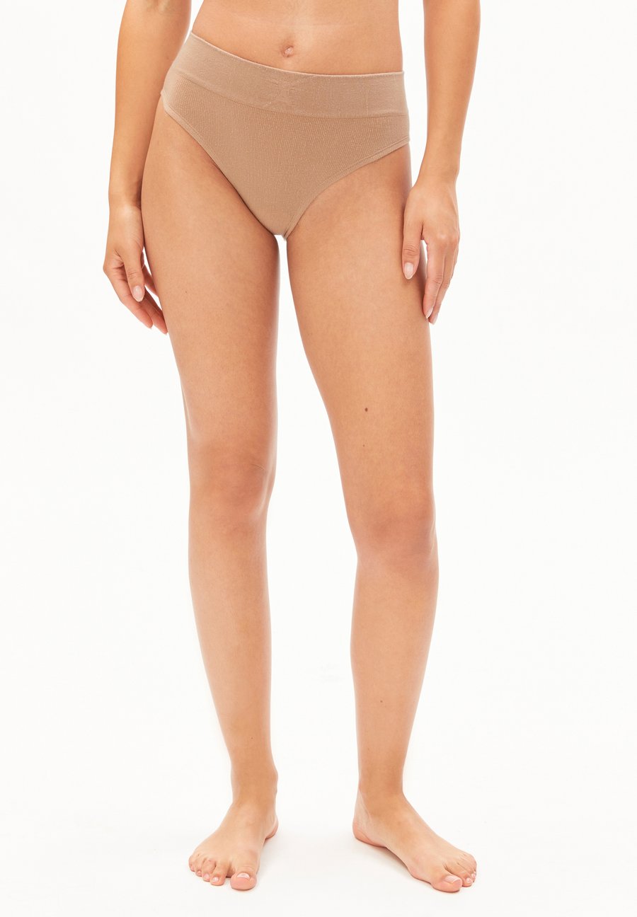 Брифы ARMEDANGELS SEAMAALA, Elm/Beige
Брифы ARMEDANGELS SEAMAALA, Elm/Beige