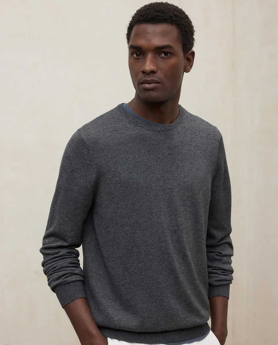 Мужской тонкий трикотажный свитер с круглым вырезом Ecoalf, серый 
Мужской тонкий трикотажный свитер с круглым вырезом Ecoalf, серый