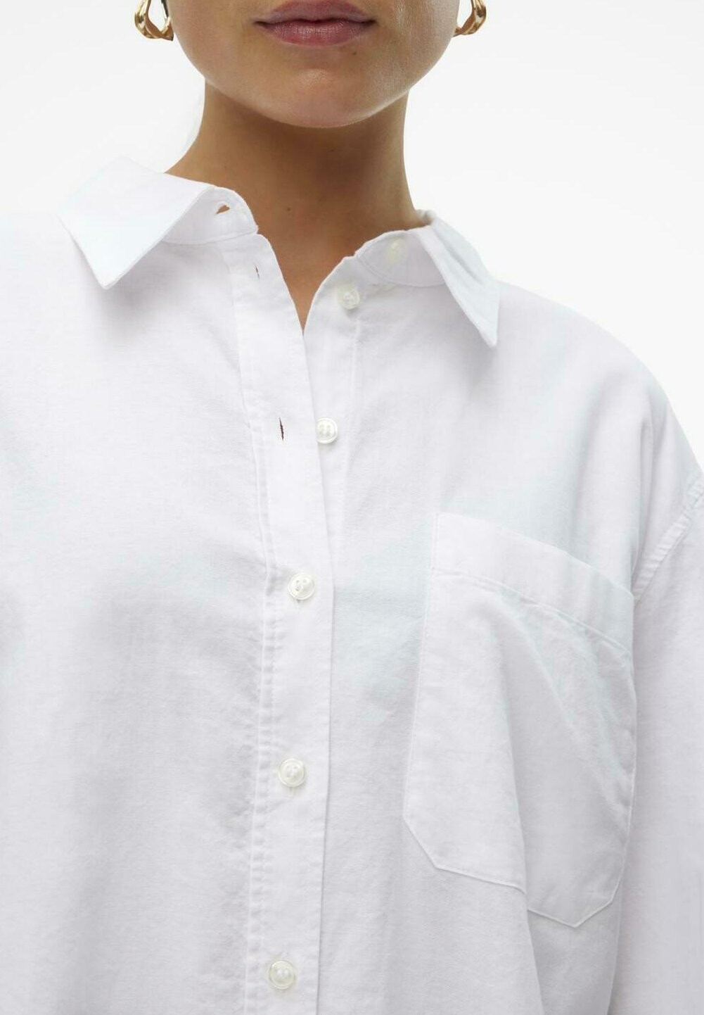 Блузка на пуговицах LOCKER GESCHNITTEN KRAGEN Vero Moda, белый деним
Блузка на пуговицах LOCKER GESCHNITTEN KRAGEN Vero Moda, белый деним