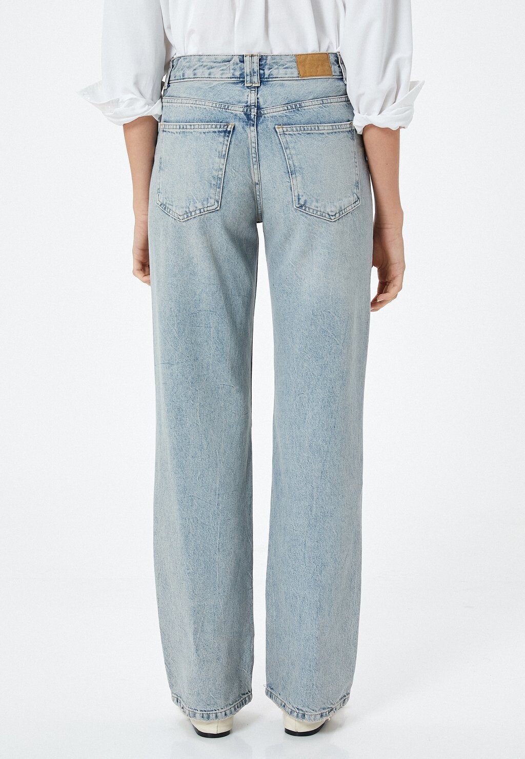 Расклешенные джинсы Koton, светло-голубой
Расклешенные джинсы Koton, светло-голубой