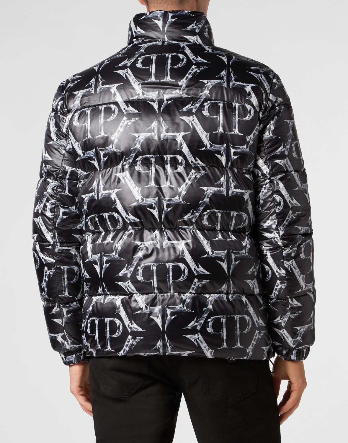 Нейлоновая куртка-пуховик Chrome Philipp Plein, черный 
Нейлоновая куртка-пуховик Chrome Philipp Plein, черный